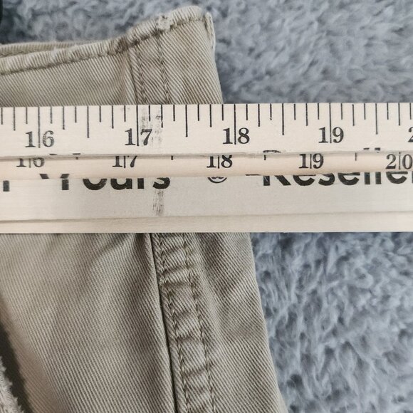 Levi's Mens Shorts Size 36 Cargo Distressed Worn 100% Cotton Beige Y2K - Picture 5 of 12